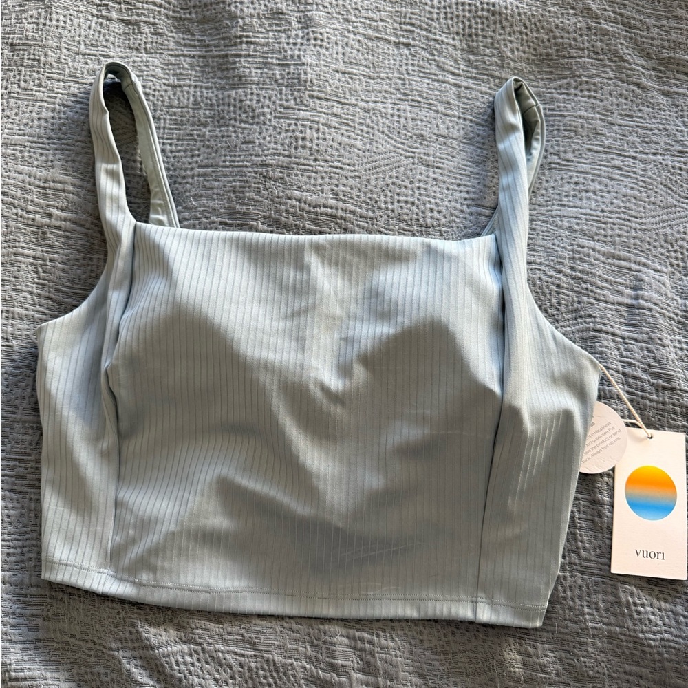 Vuori Women's XL Mist Blue Ribbed Crop Top NWT